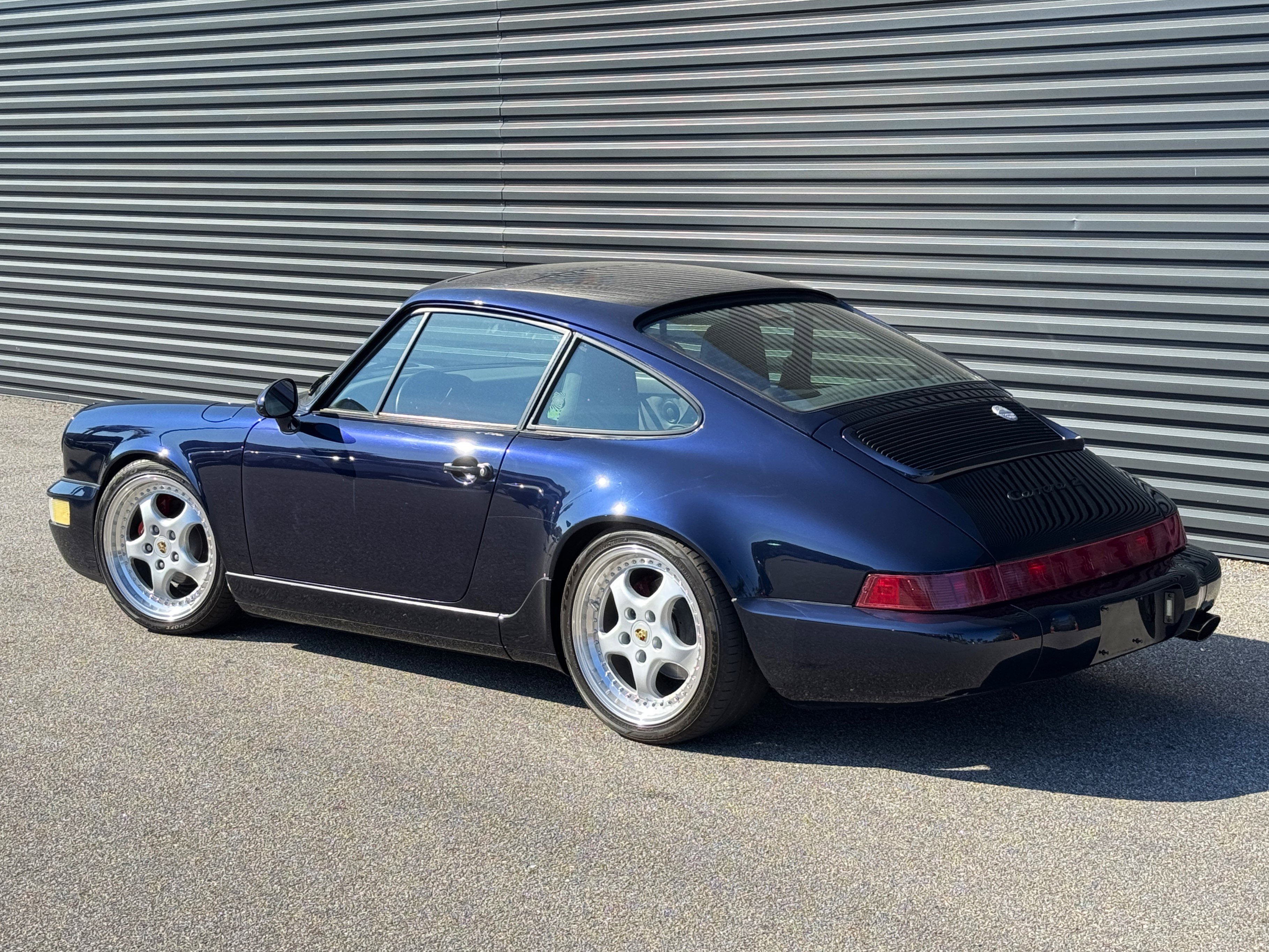 Used 1992 Porsche 911 Carrera image 3