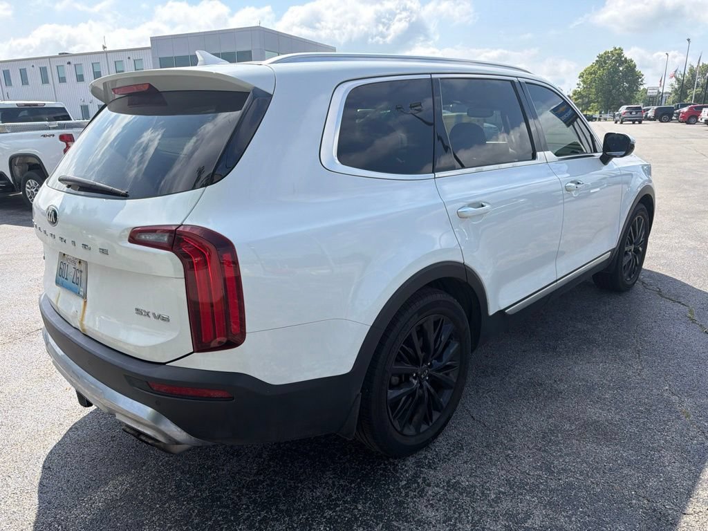 Used 2020 Kia Telluride SX w/ SX Prestige Package AWD/4WD image 3