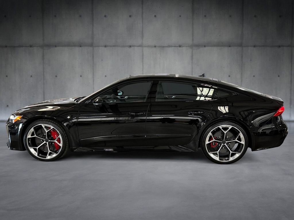 New 2026 Audi RS 7 Performance image 2