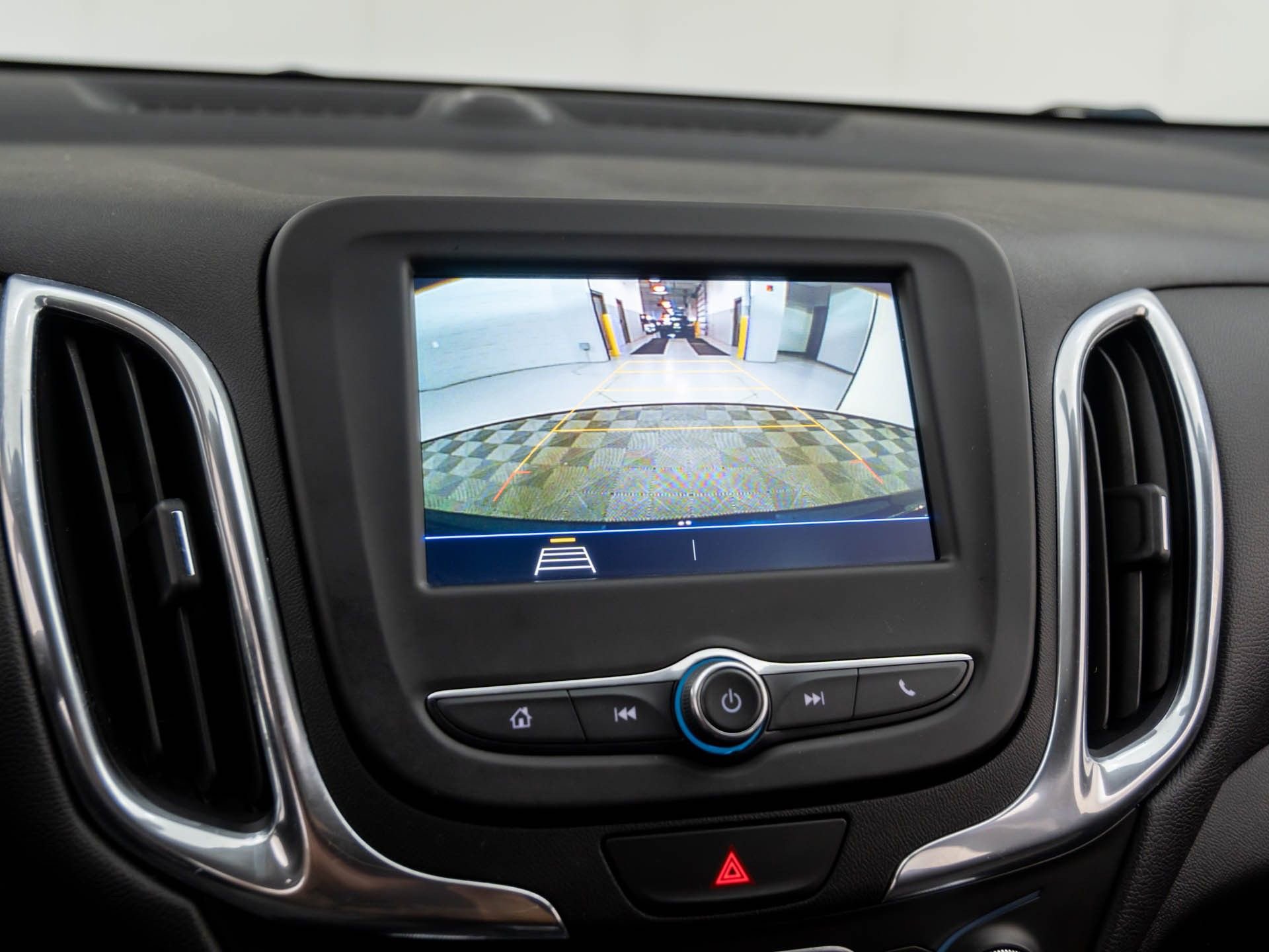 Used 2019 Chevrolet Equinox LT image 23