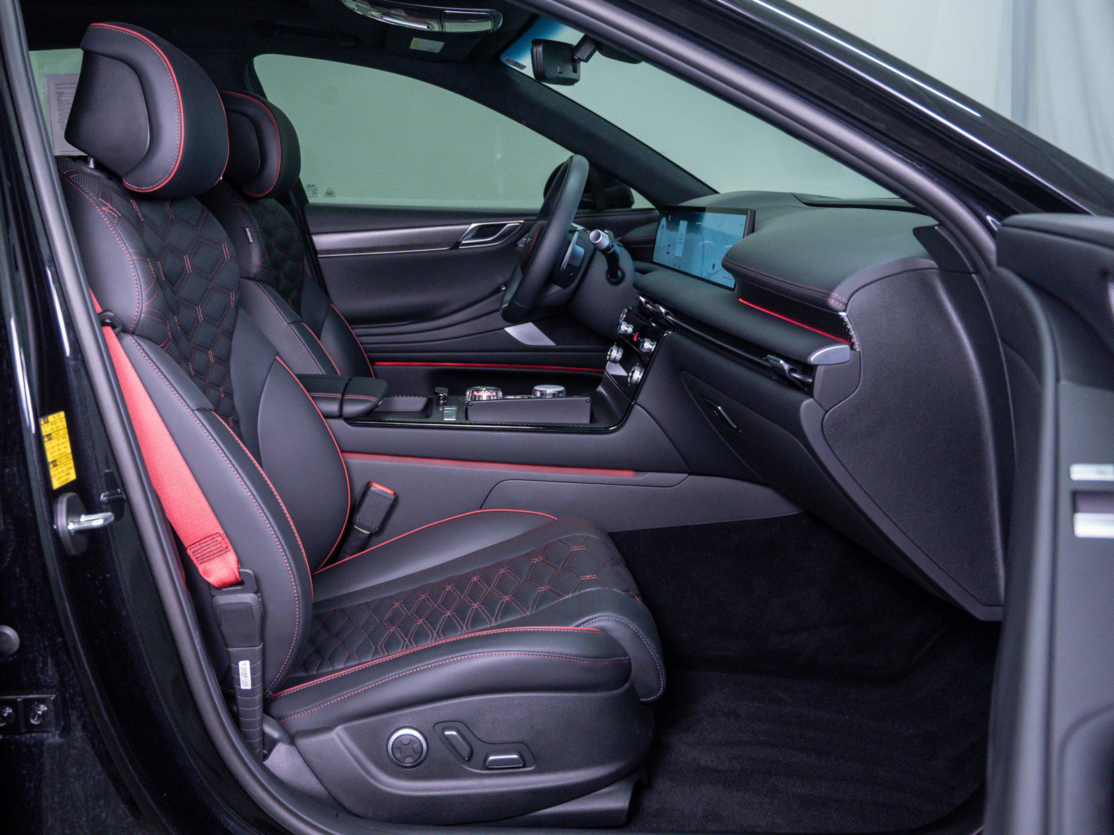 Used 2025 Genesis G80 3.5T Sport Prestige AWD/4WD image 10