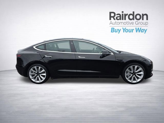 Used 2020 Tesla Model 3 Standard Range Plus image 10