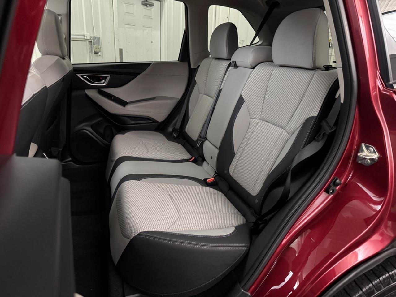 Used 2019 Subaru Forester Premium w/ All-Weather Package AWD/4WD image 7