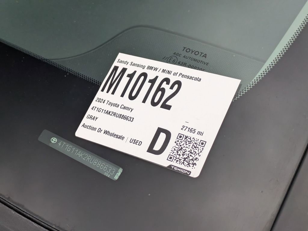 Used 2024 Toyota Camry SE image 6