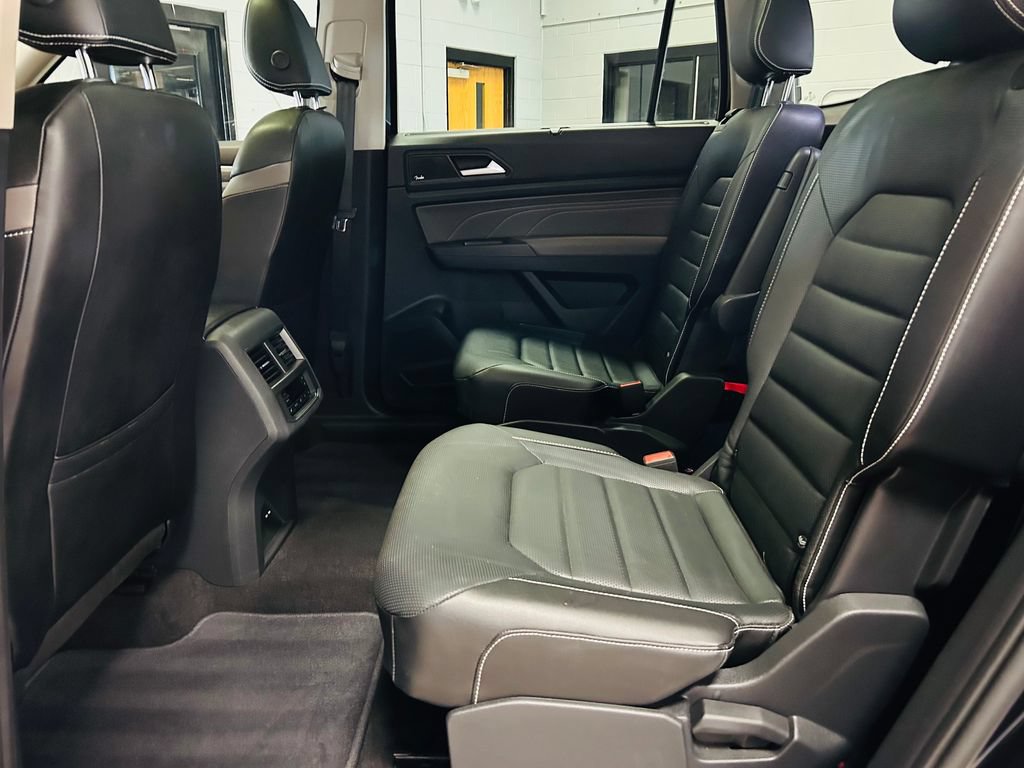 Used 2022 Volkswagen Atlas SEL Premium R-Line AWD/4WD image 12