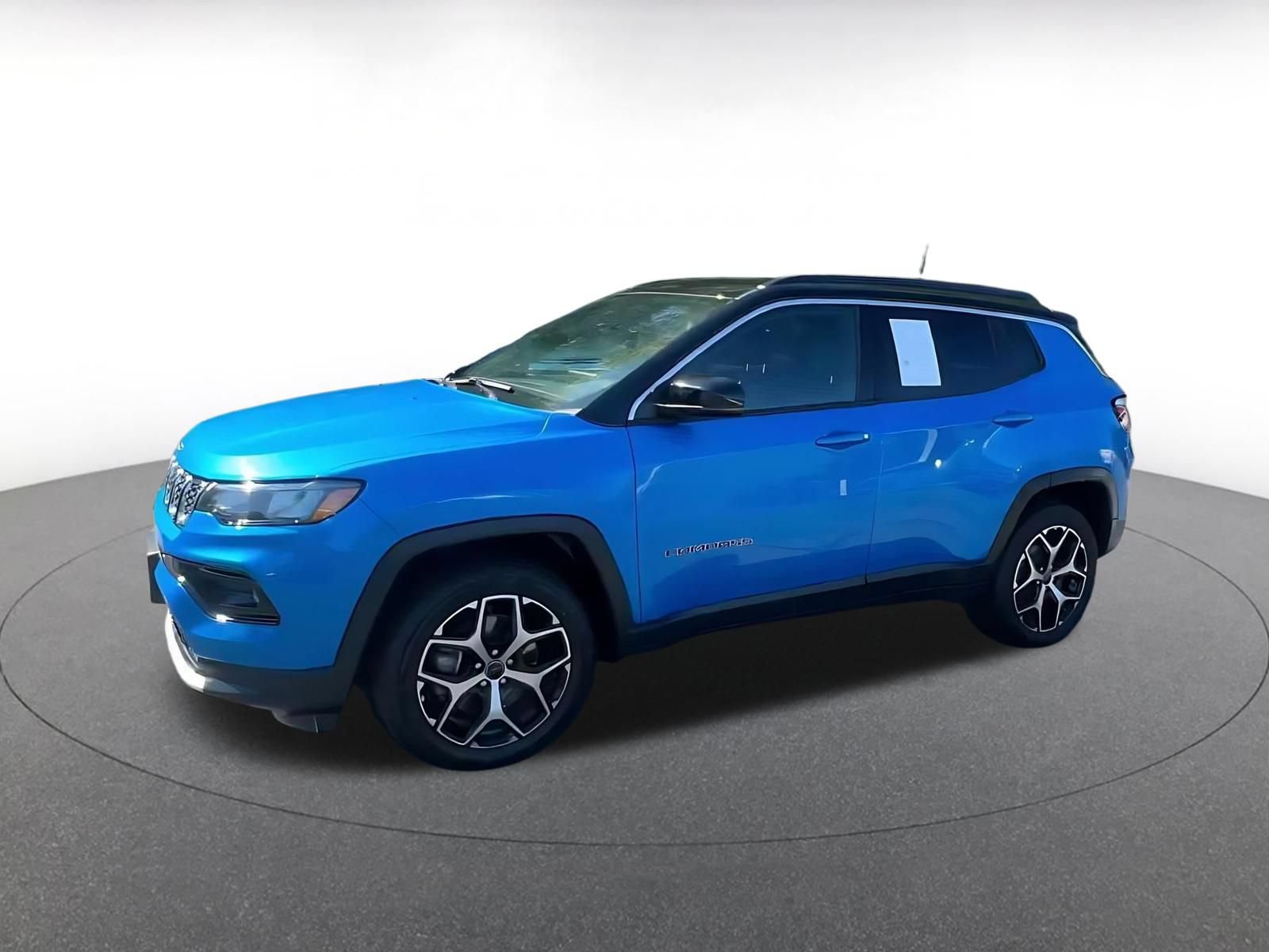Used 2025 Jeep Compass Limited AWD/4WD image 7