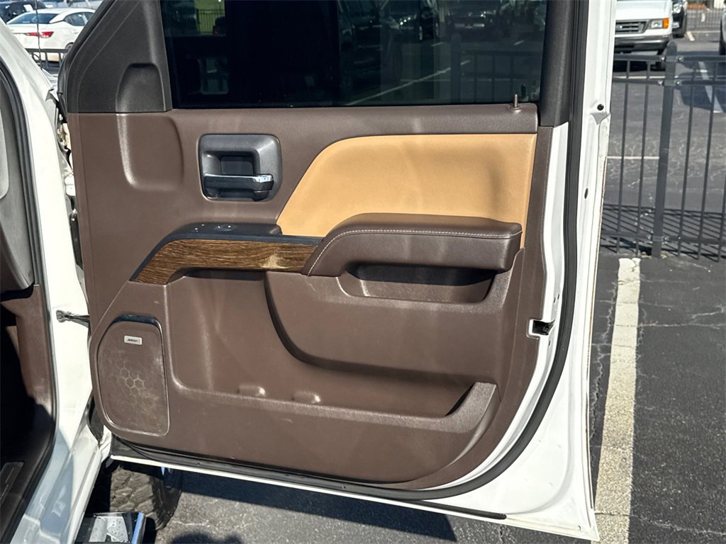 Used 2017 GMC Sierra 2500 Denali w/ Duramax Plus Package image 15