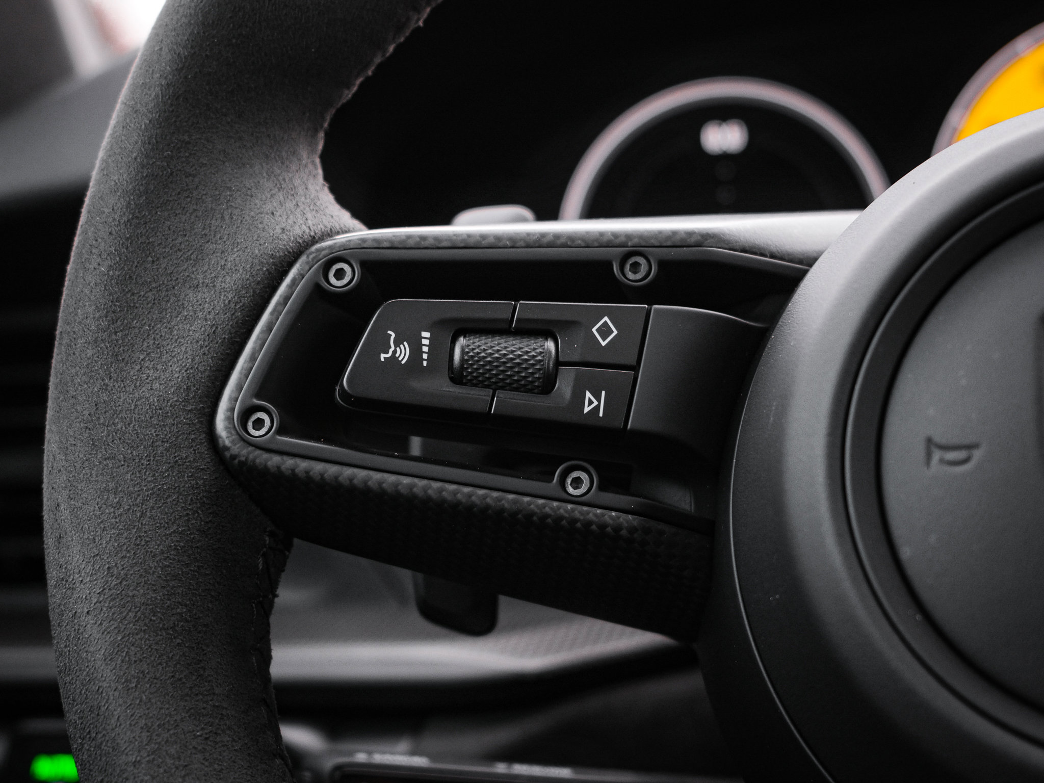 Used 2025 Porsche 911 Carrera 4 GTS image 23