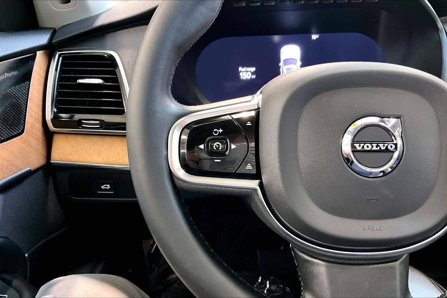 Certified 2023 Volvo XC90 B6 Plus w/ Protection Package Premier AWD/4WD image 23