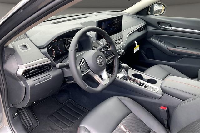 New 2026 Nissan Altima 2.5 SR AWD/4WD image 7