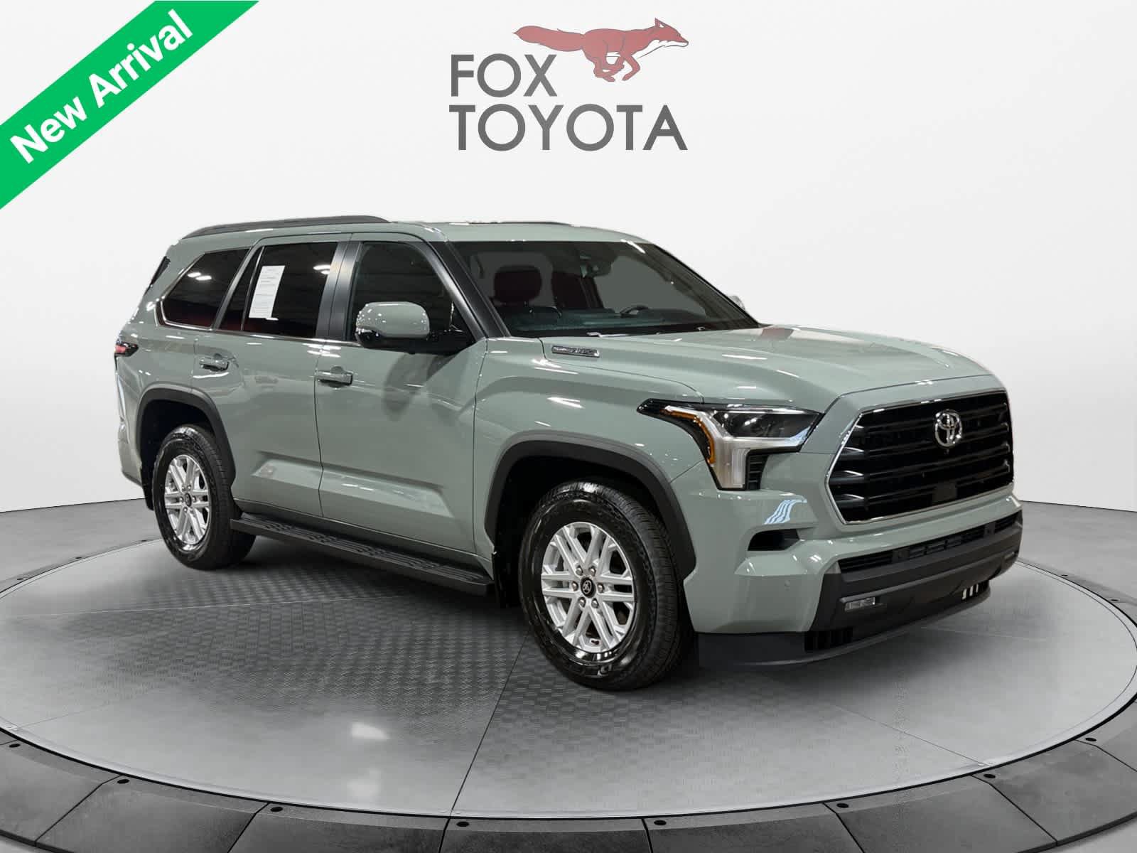 Used 2026 Toyota Sequoia SR5 w/ SR5 Premium Package AWD/4WD image 8