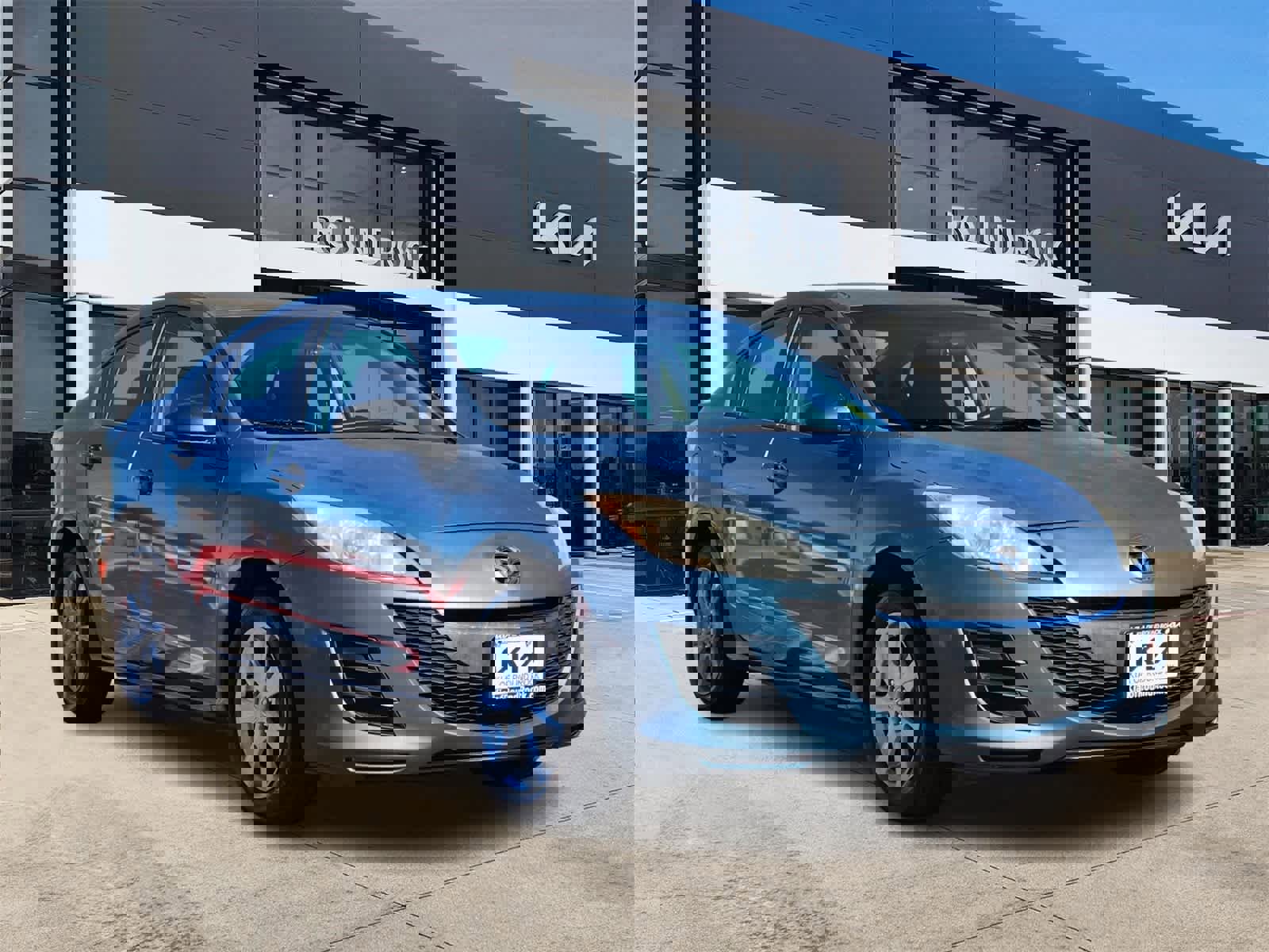 Used 2010 MAZDA MAZDA3 i Touring image 3