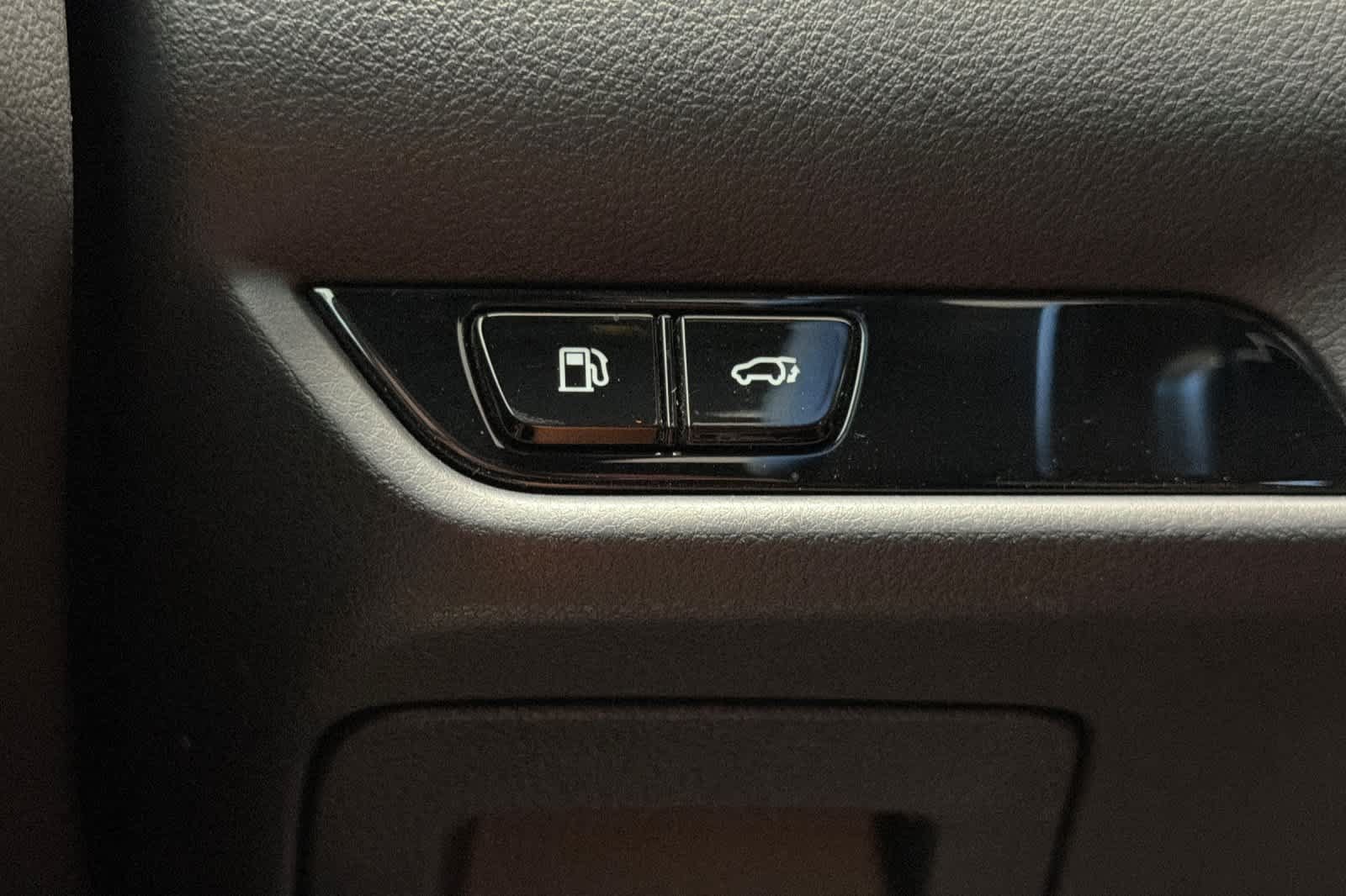 Certified 2025 Lexus NX 350 AWD w/ Accessory Package (A2) image 29