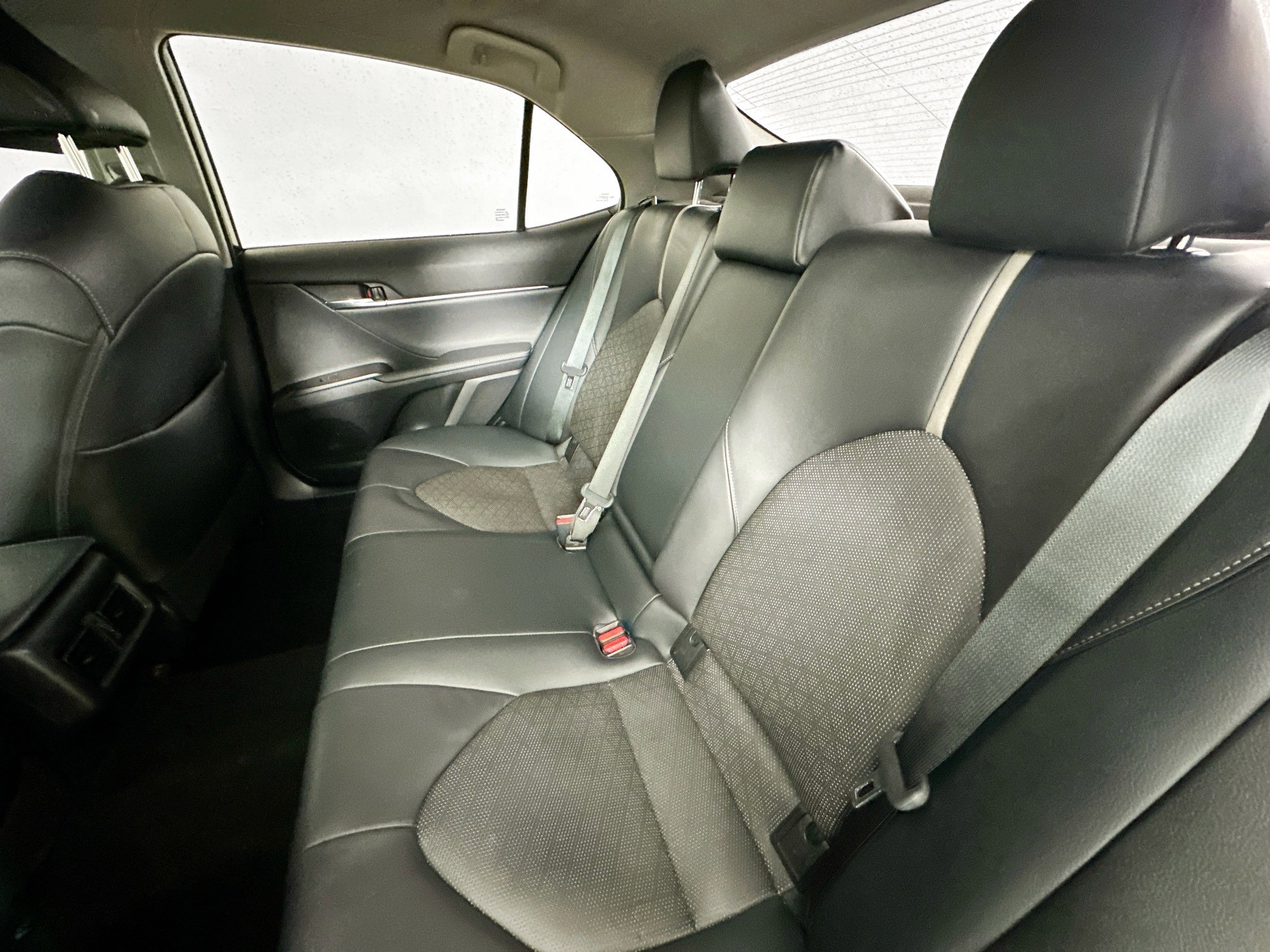 Used 2021 Toyota Camry XSE AWD/4WD image 29