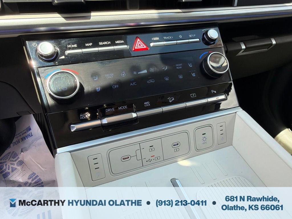 Certified 2025 Hyundai Santa Fe Calligraphy AWD/4WD image 11
