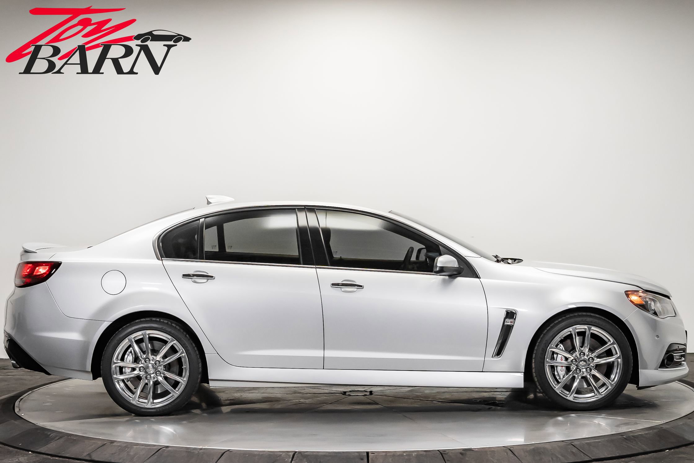 Used 2015 Chevrolet SS image 6