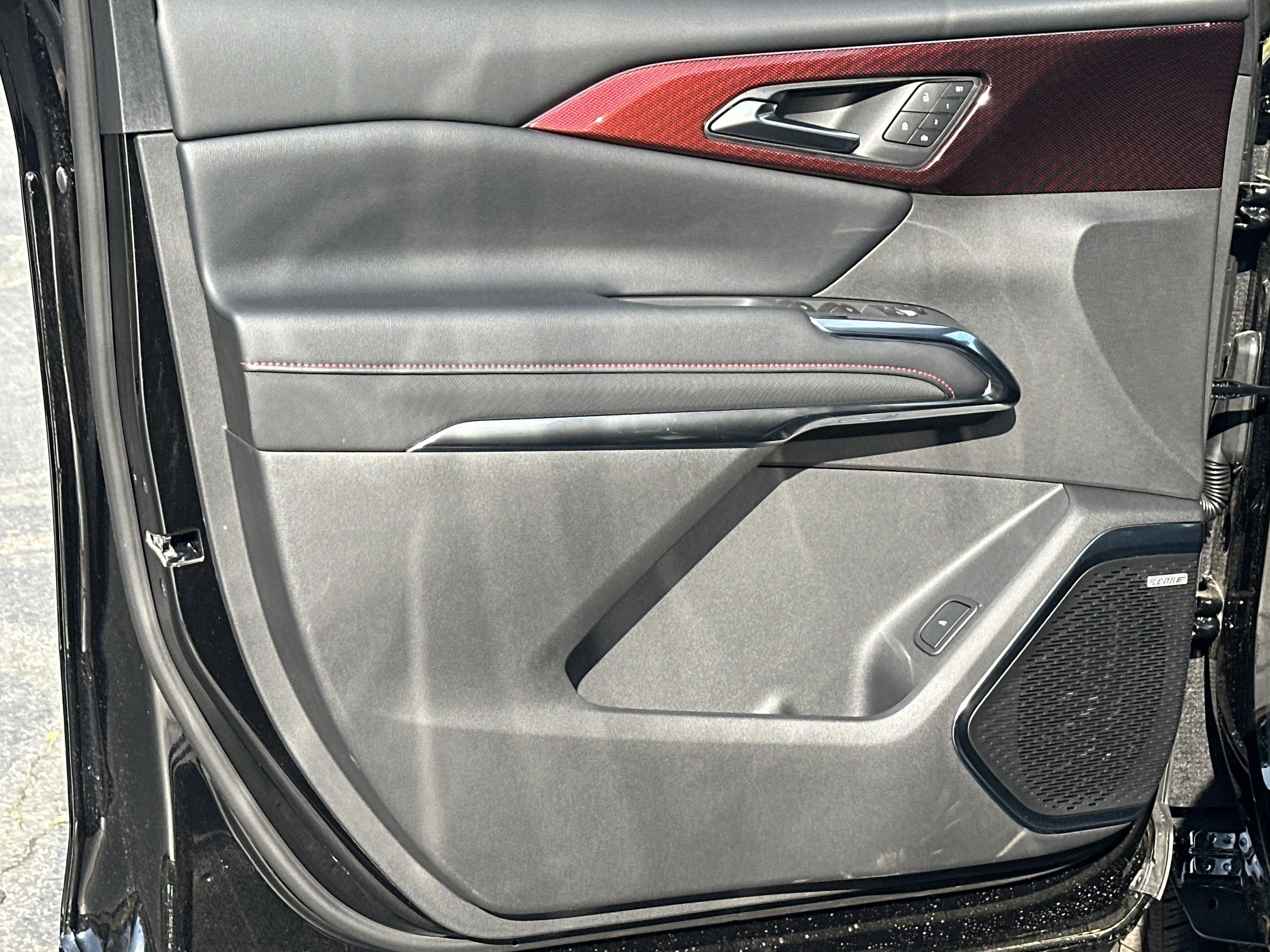 New 2026 Chevrolet Traverse RS image 11