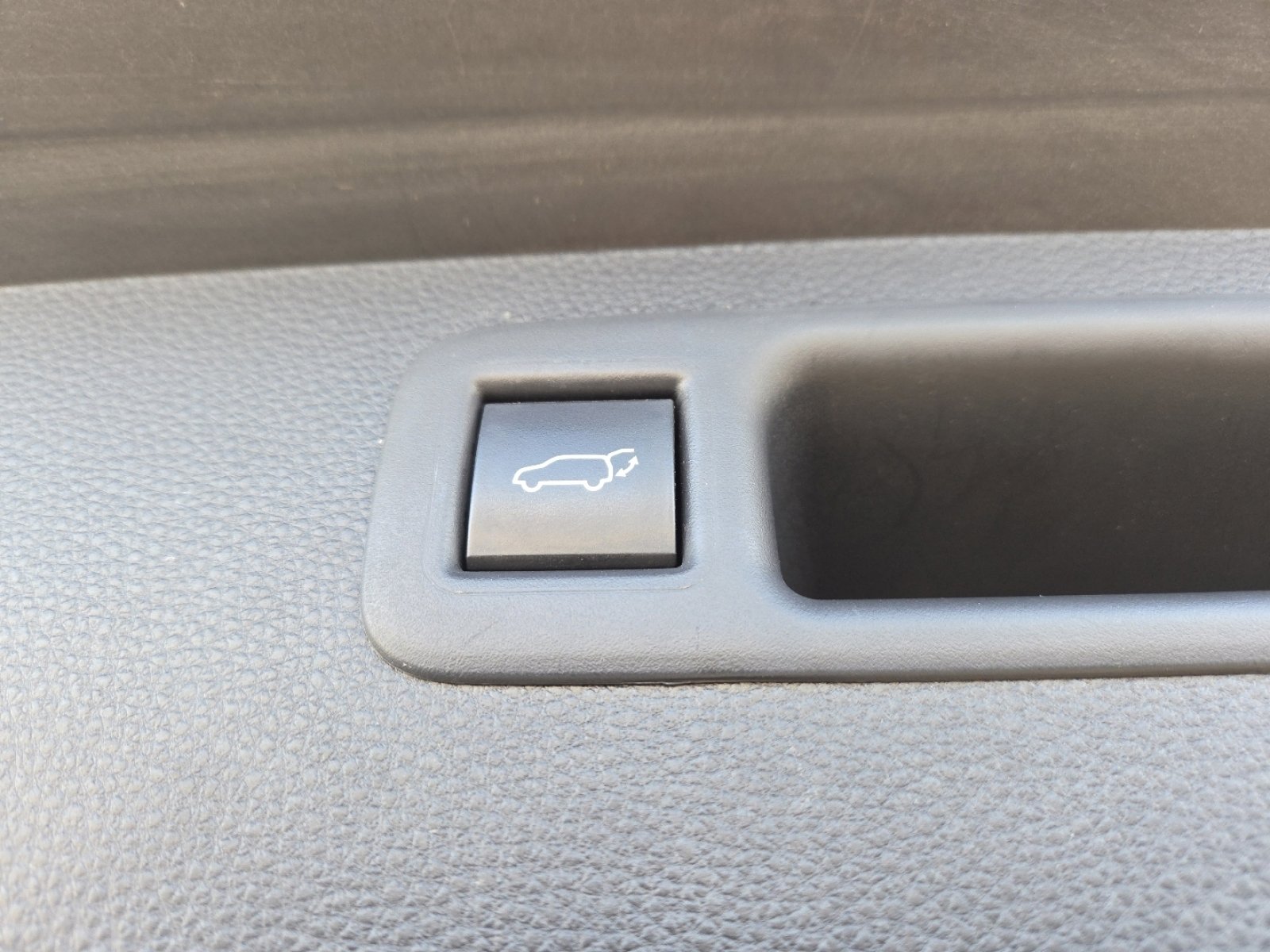 Used 2021 Toyota Highlander XLE image 20