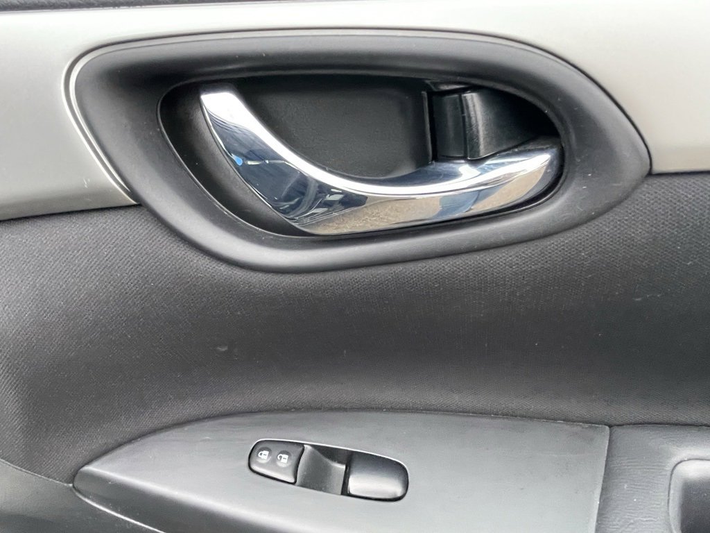 Used 2019 Nissan Sentra S image 14