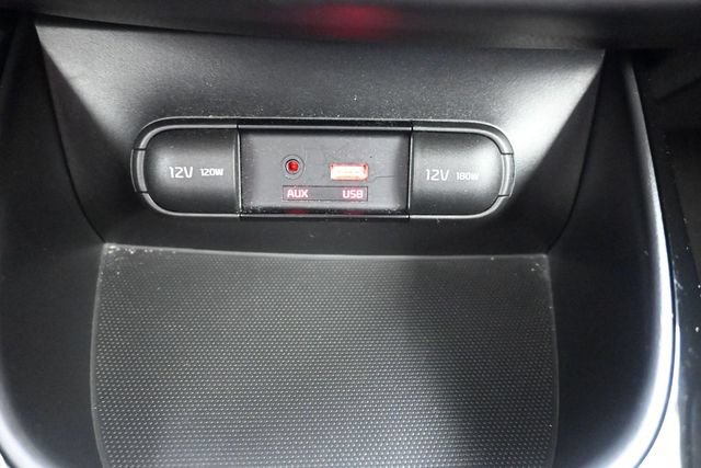 Used 2019 Kia Soul ! FWD image 29