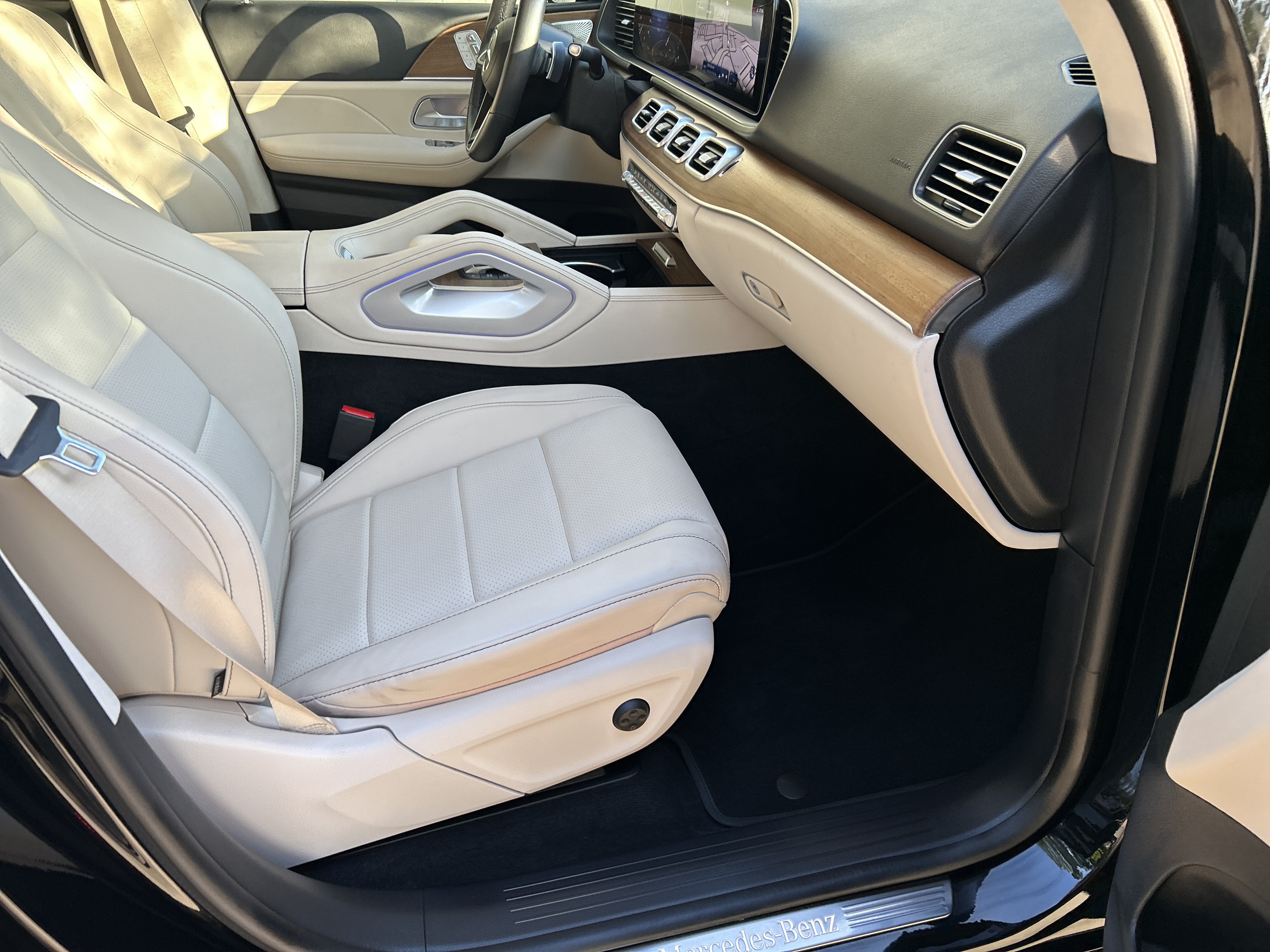 Certified 2024 Mercedes-Benz GLE 350 4MATIC image 48