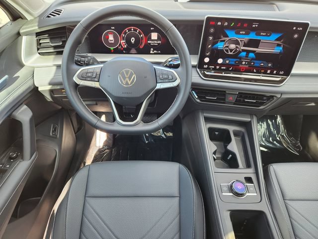 New 2026 Volkswagen Tiguan SE AWD/4WD image 25