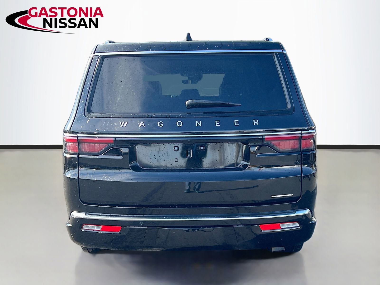 Used 2024 Jeep Wagoneer L Series II w/ Flexible Seating Group image 7