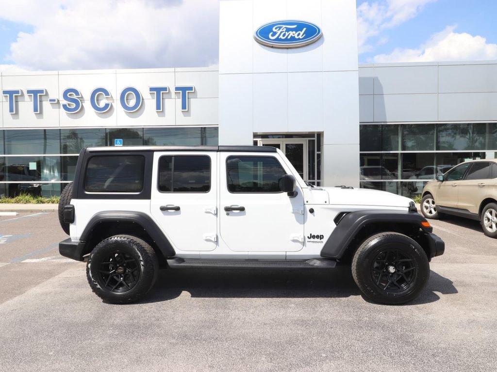 Used 2022 Jeep Wrangler Unlimited Sport image 17