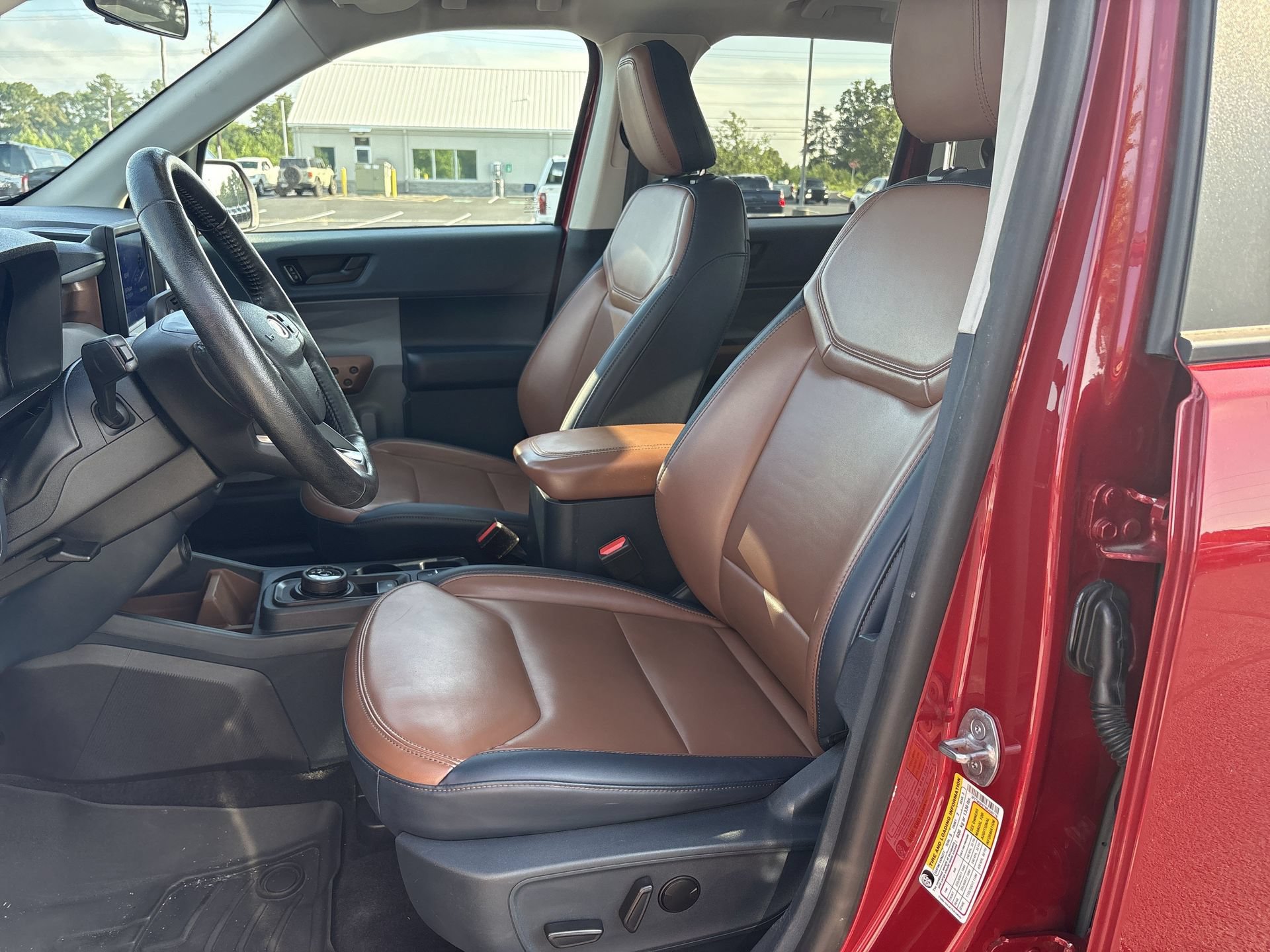Certified 2022 Ford Maverick Lariat w/ Lariat Luxury Package AWD/4WD image 15