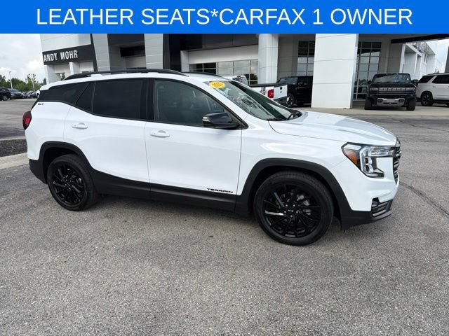 Used 2023 GMC Terrain SLT w/ Tech Package FWD image 12