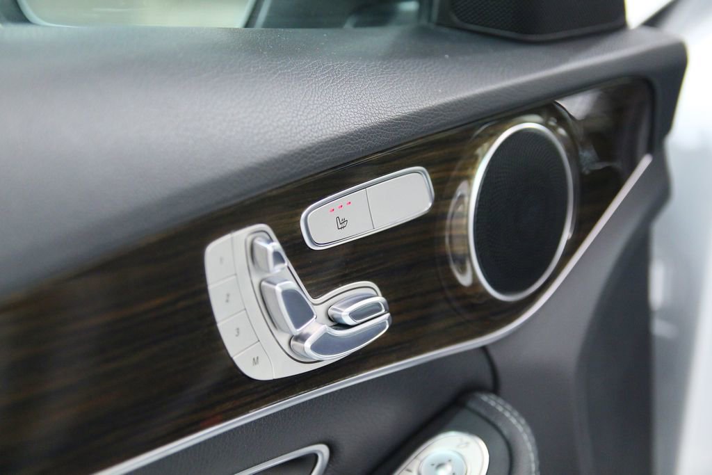 Certified 2018 Mercedes-Benz C 300 4MATIC Sedan image 21