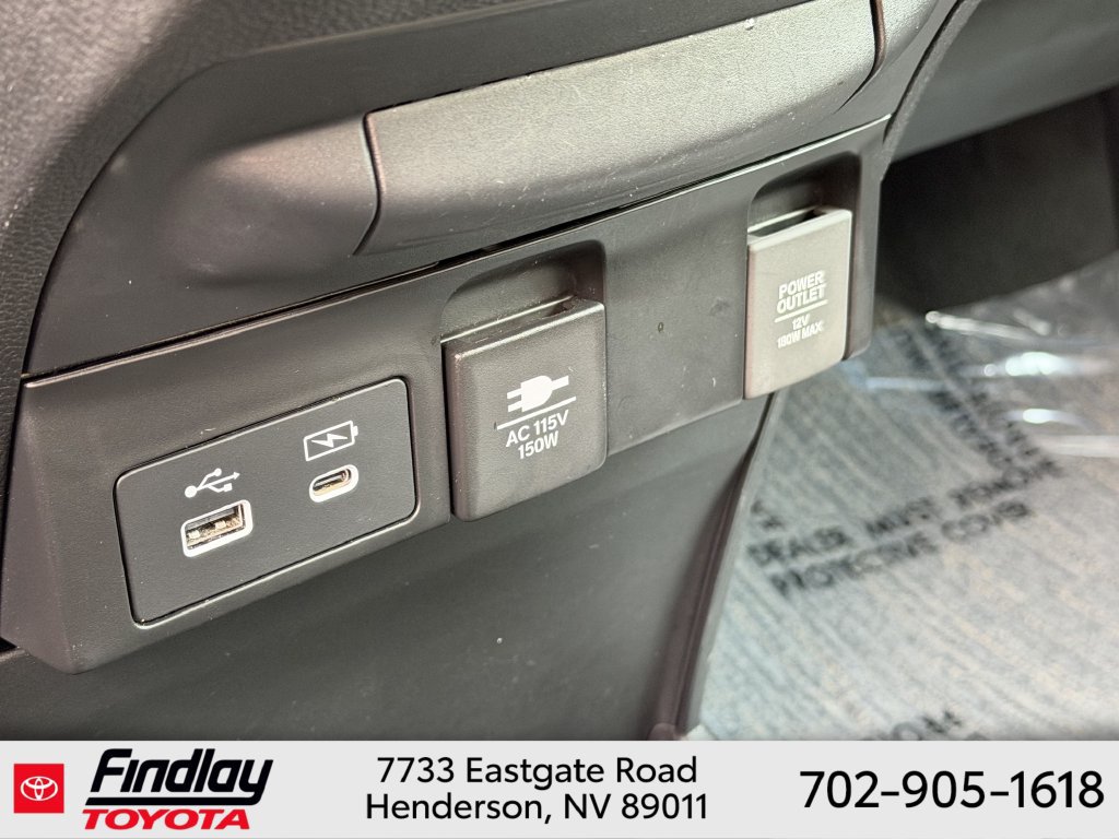 Used 2025 Honda Odyssey Touring image 29