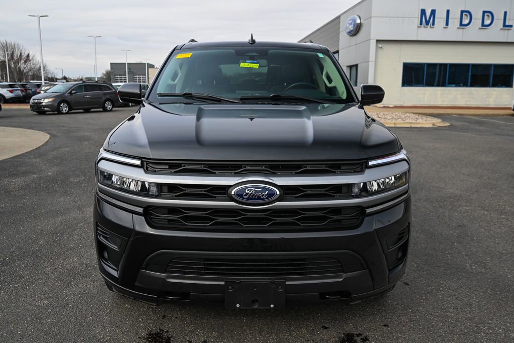 Used 2022 Ford Expedition Max XLT image 10