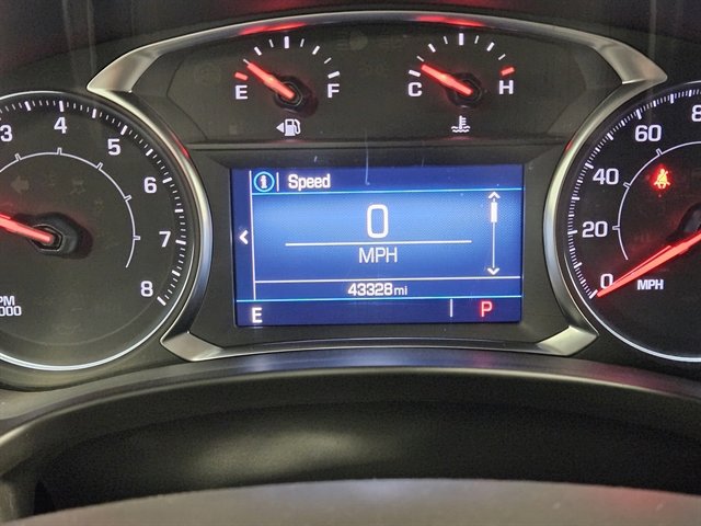 Used 2024 GMC Terrain SLE image 24