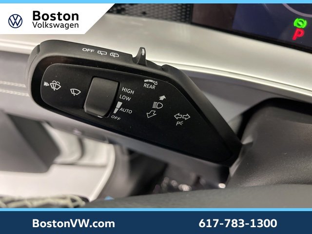 New 2026 Volkswagen Tiguan SE image 19