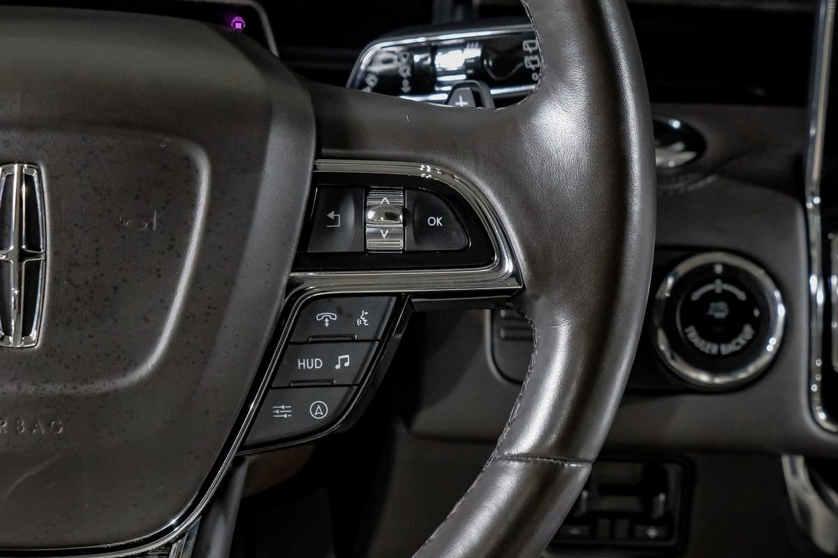 Used 2022 Lincoln Navigator Black Label image 18