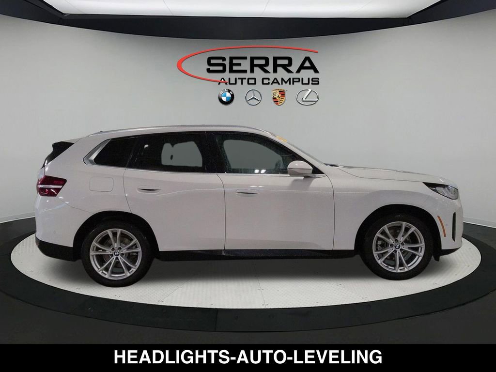 Used 2025 BMW X3 xDrive30i w/ Convenience Package image 2