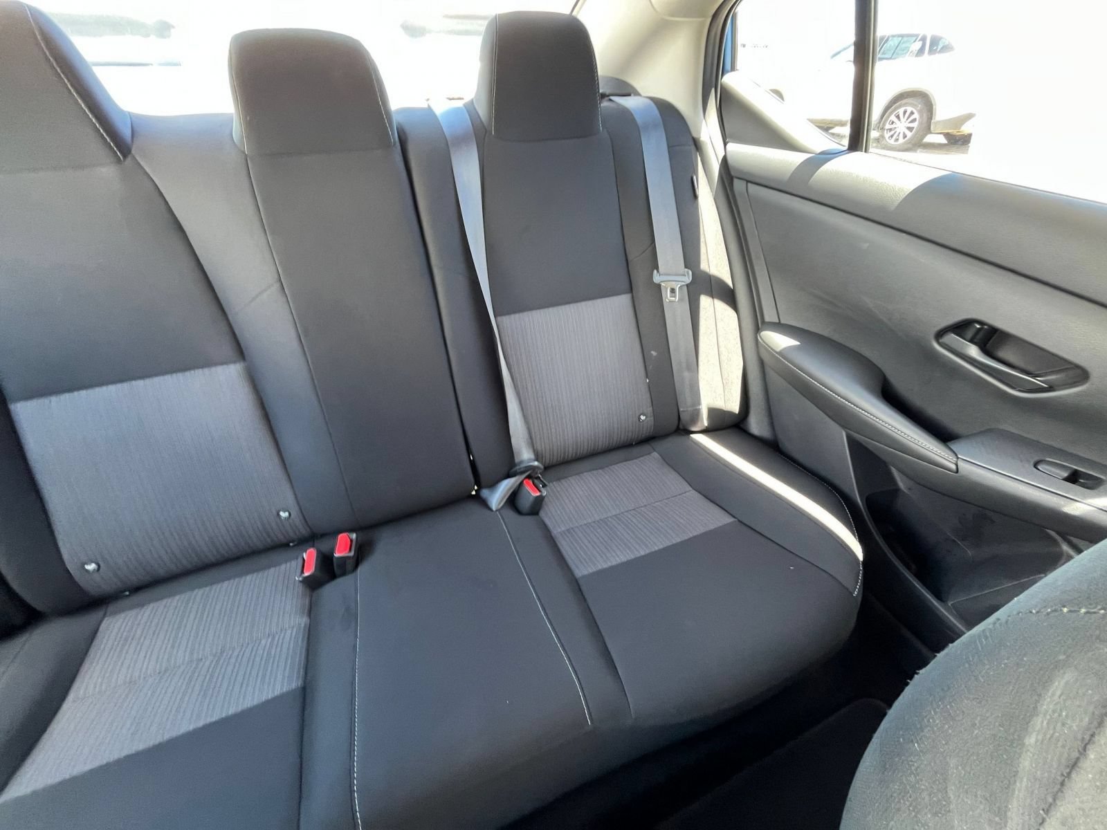 Used 2025 Nissan Sentra SV FWD image 35