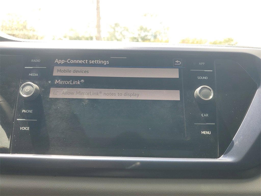 Used 2022 Volkswagen Taos SE image 98