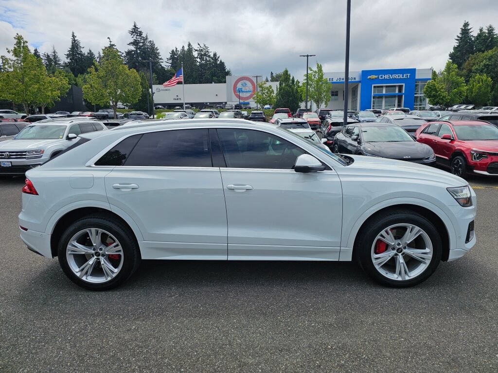 Used 2023 Audi Q8 Premium Plus AWD/4WD image 4