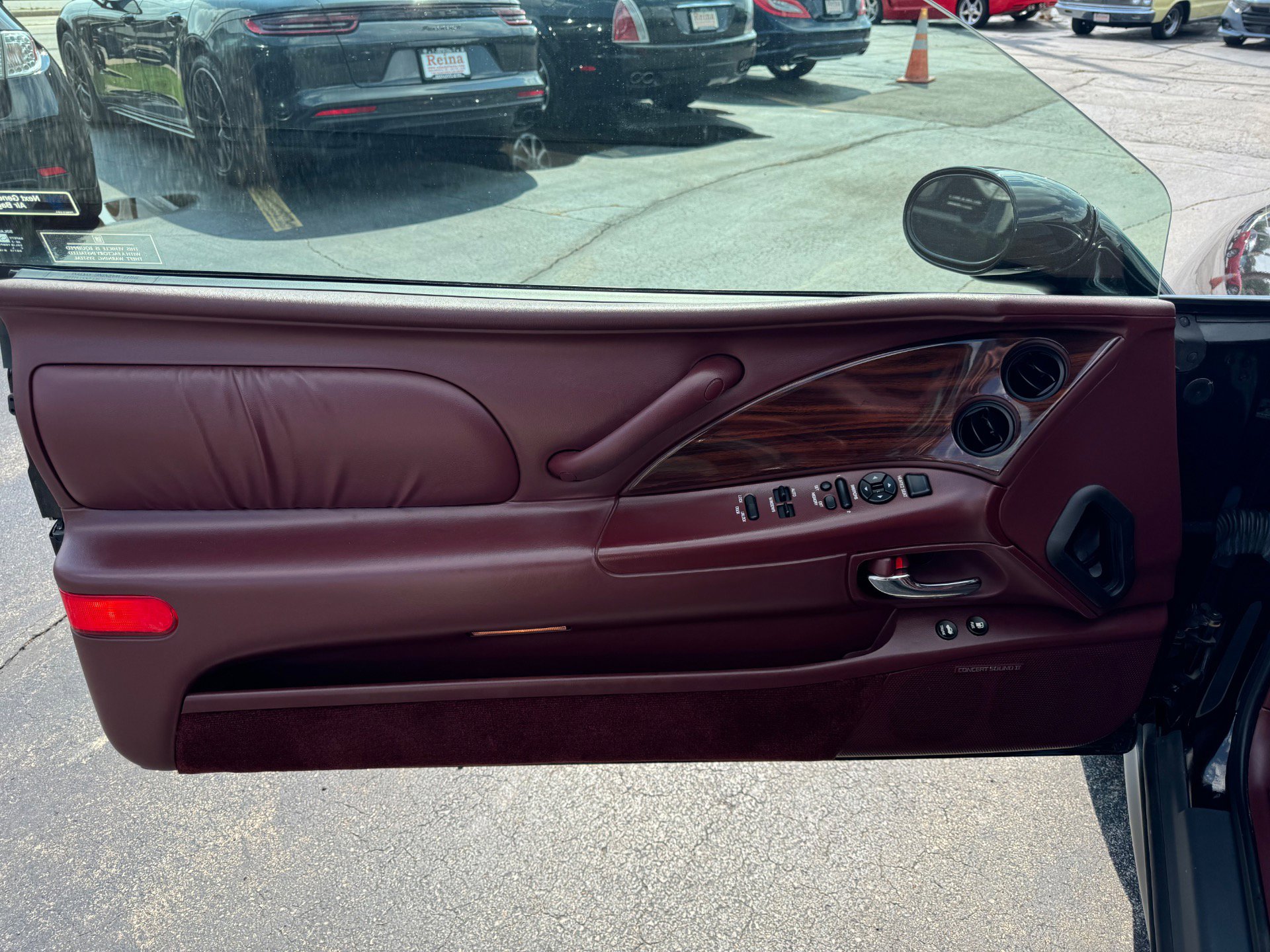 Used 1998 Buick Riviera Supercharged Coupe w/ Prestige Opt Pkg image 5