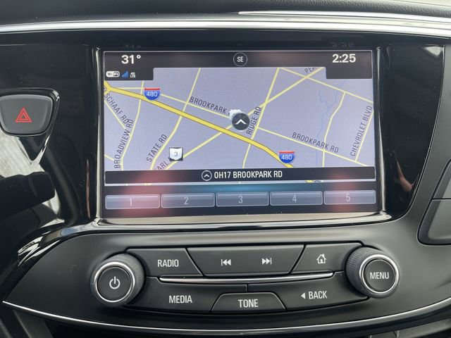 Certified 2019 Buick Envision Essence image 22