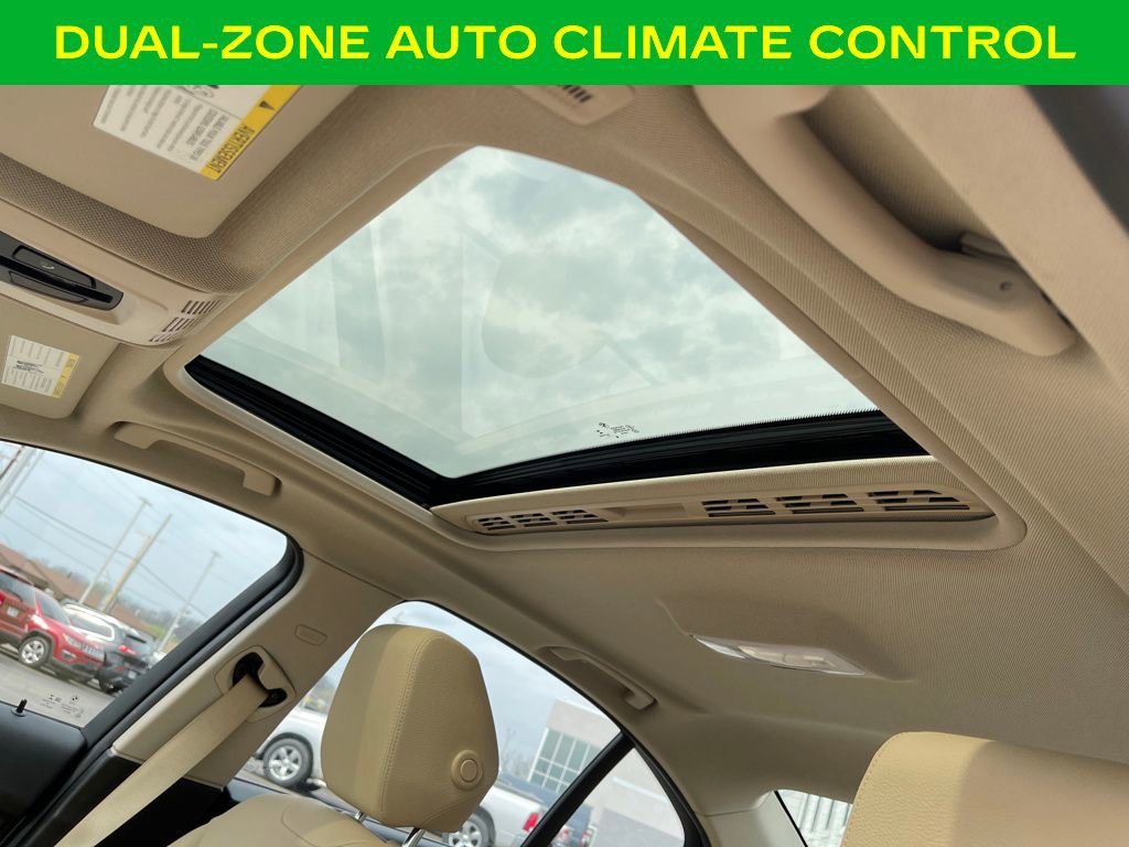 Used 2017 BMW 320i xDrive Sedan image 17