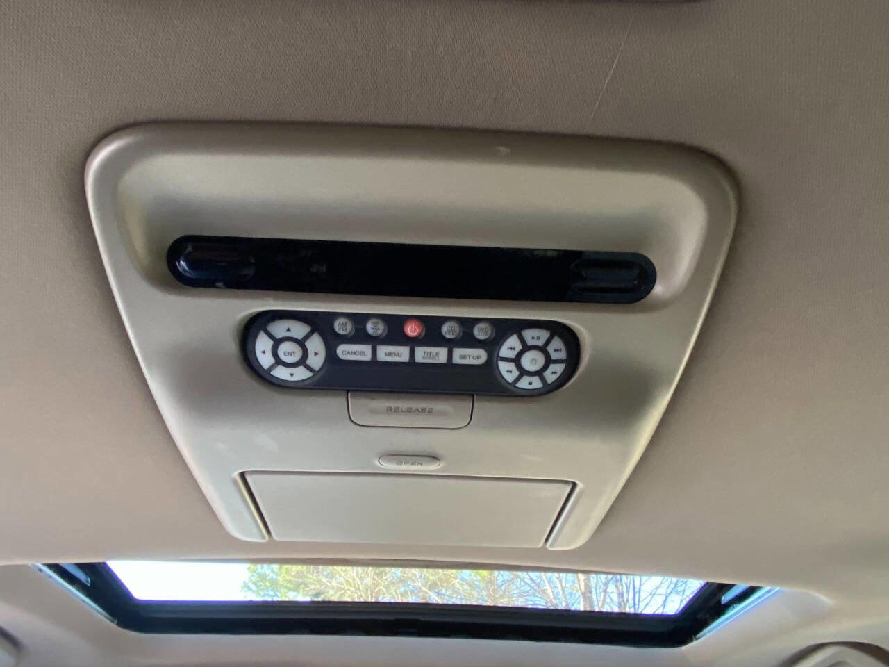 Used 2012 Honda Pilot Touring image 49