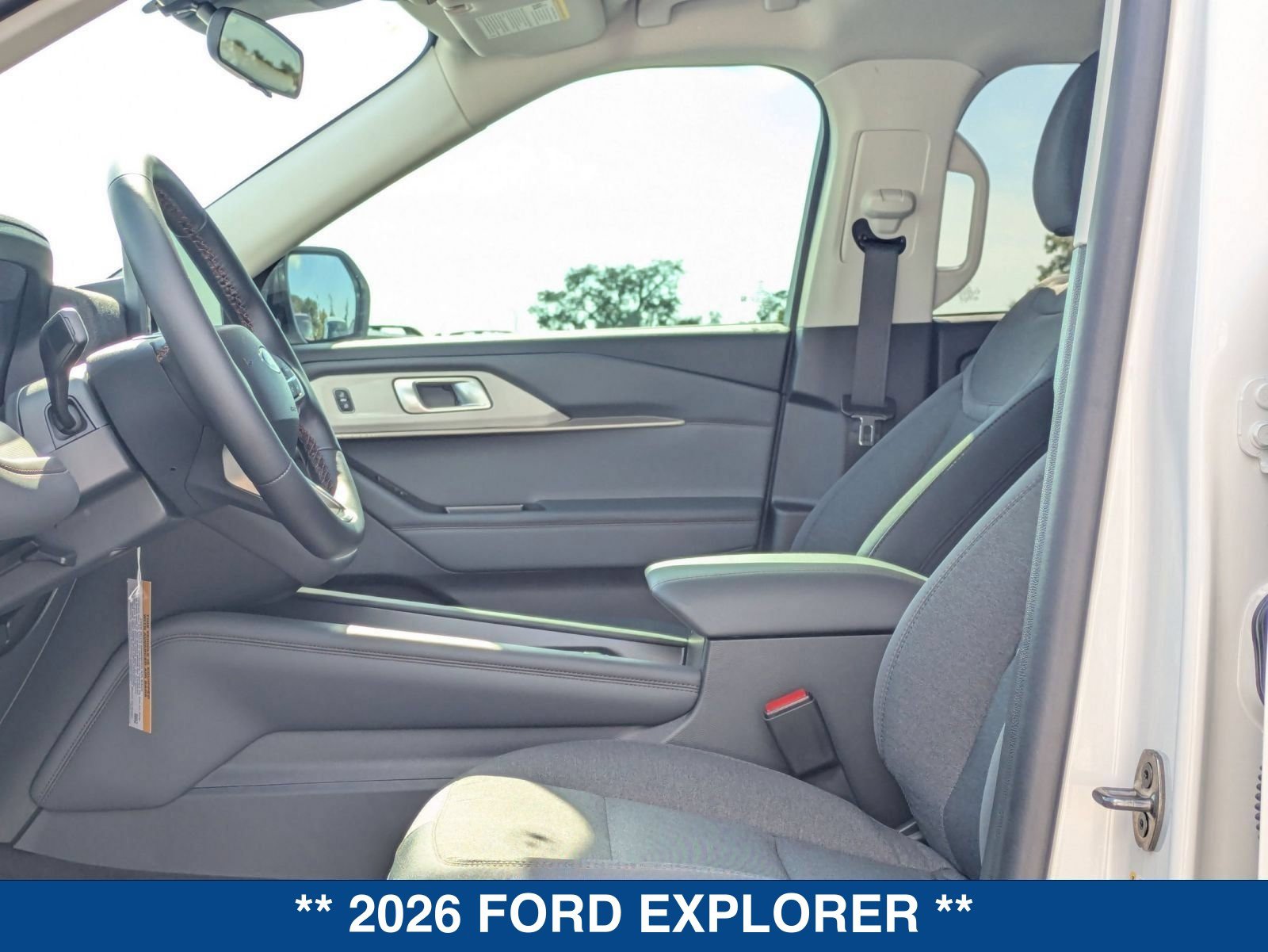 New 2026 Ford Explorer Active RWD image 24