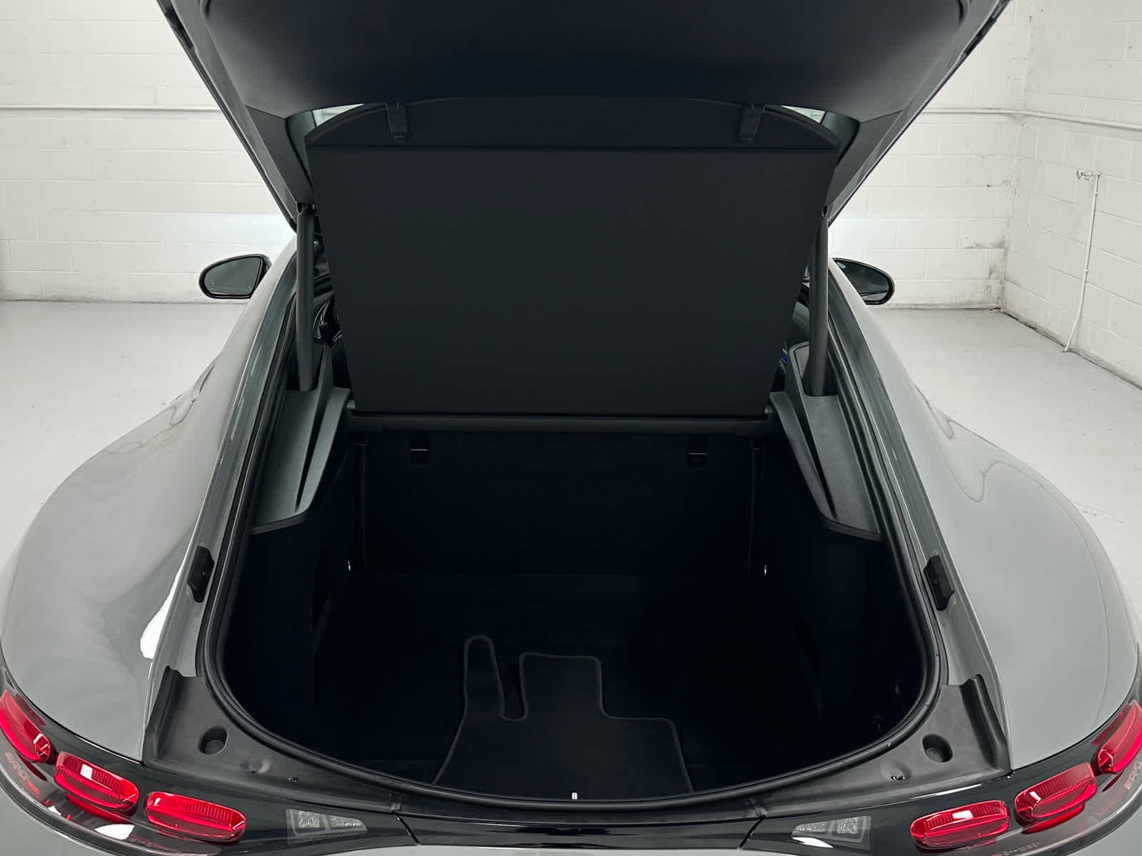 Used 2024 Mercedes-Benz AMG GT 55 image 36