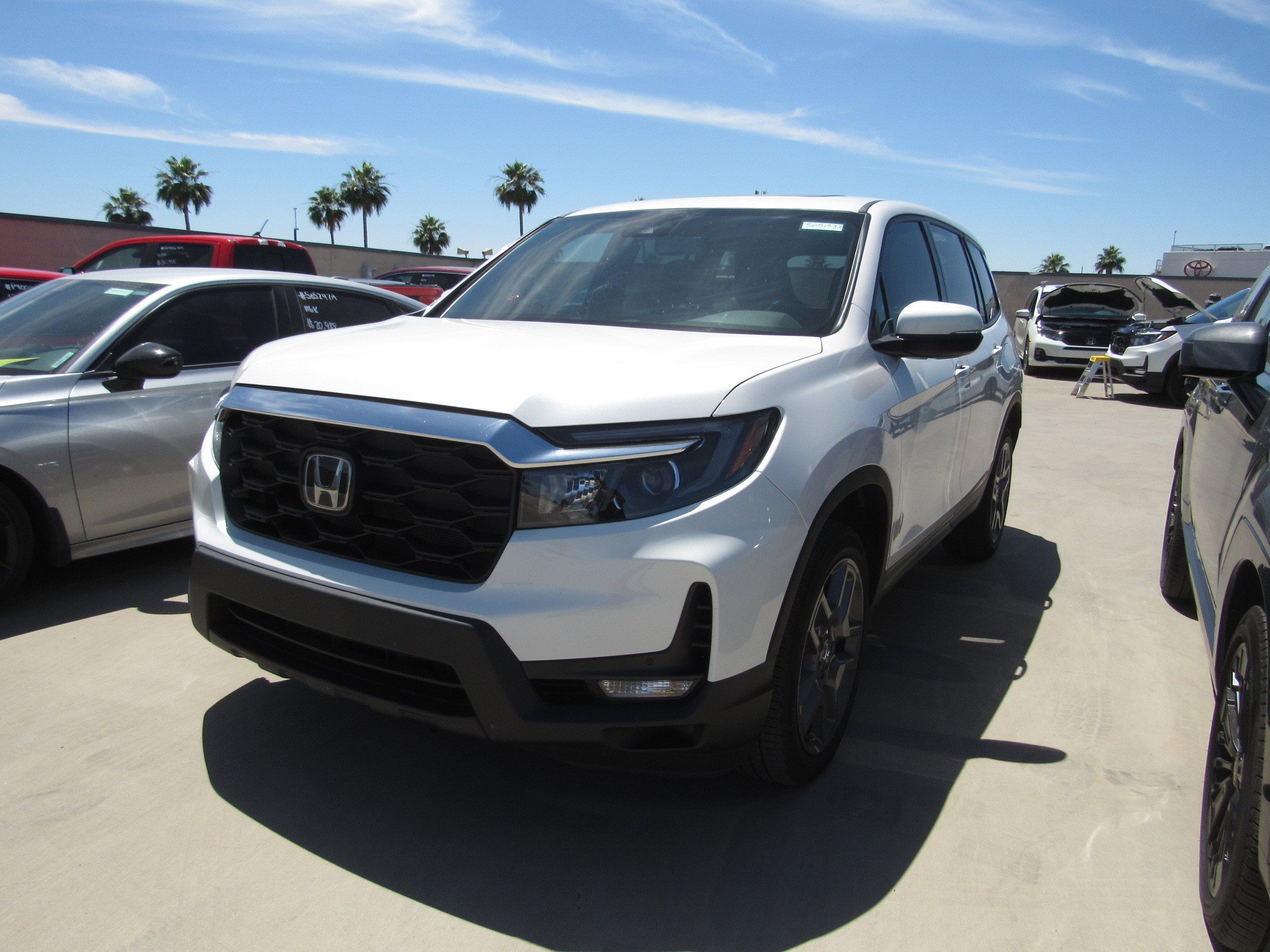 Used 2023 Honda Passport EX-L image 1