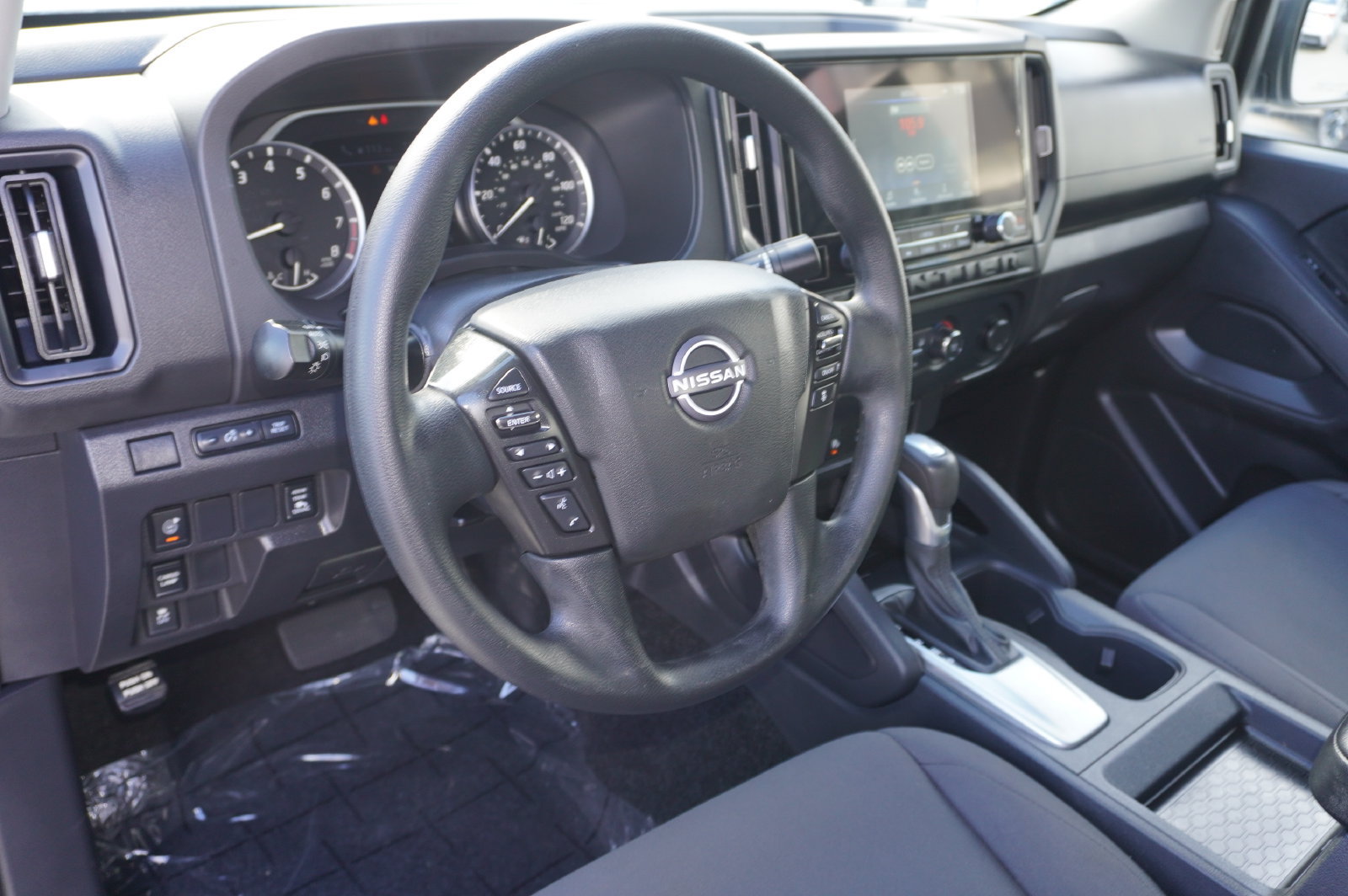 Used 2026 Nissan Frontier S w/ S Utility Package RWD image 11