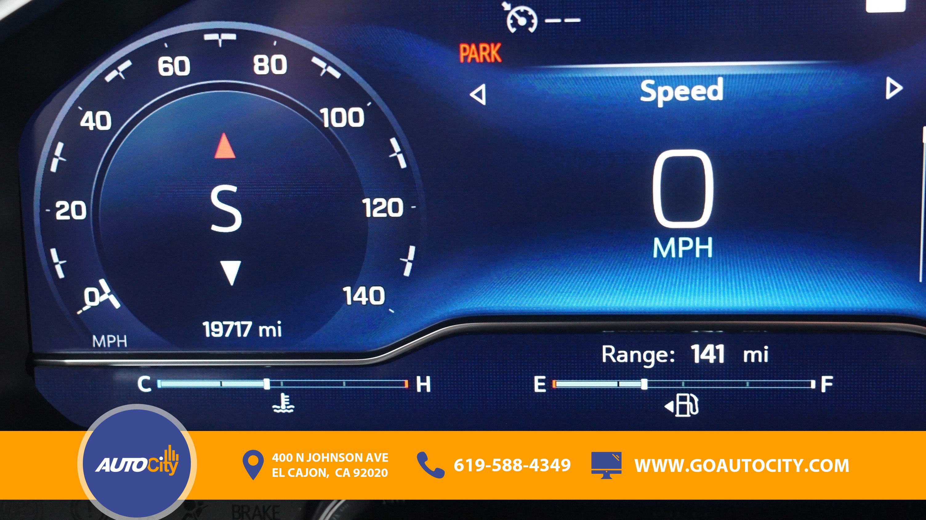 Used 2022 Chevrolet Silverado 1500 LT AWD/4WD image 3