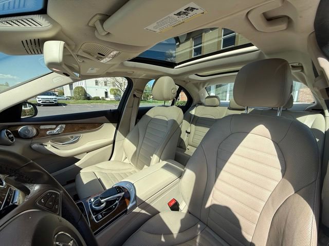 Used 2016 Mercedes-Benz C 300 4MATIC Sedan image 23